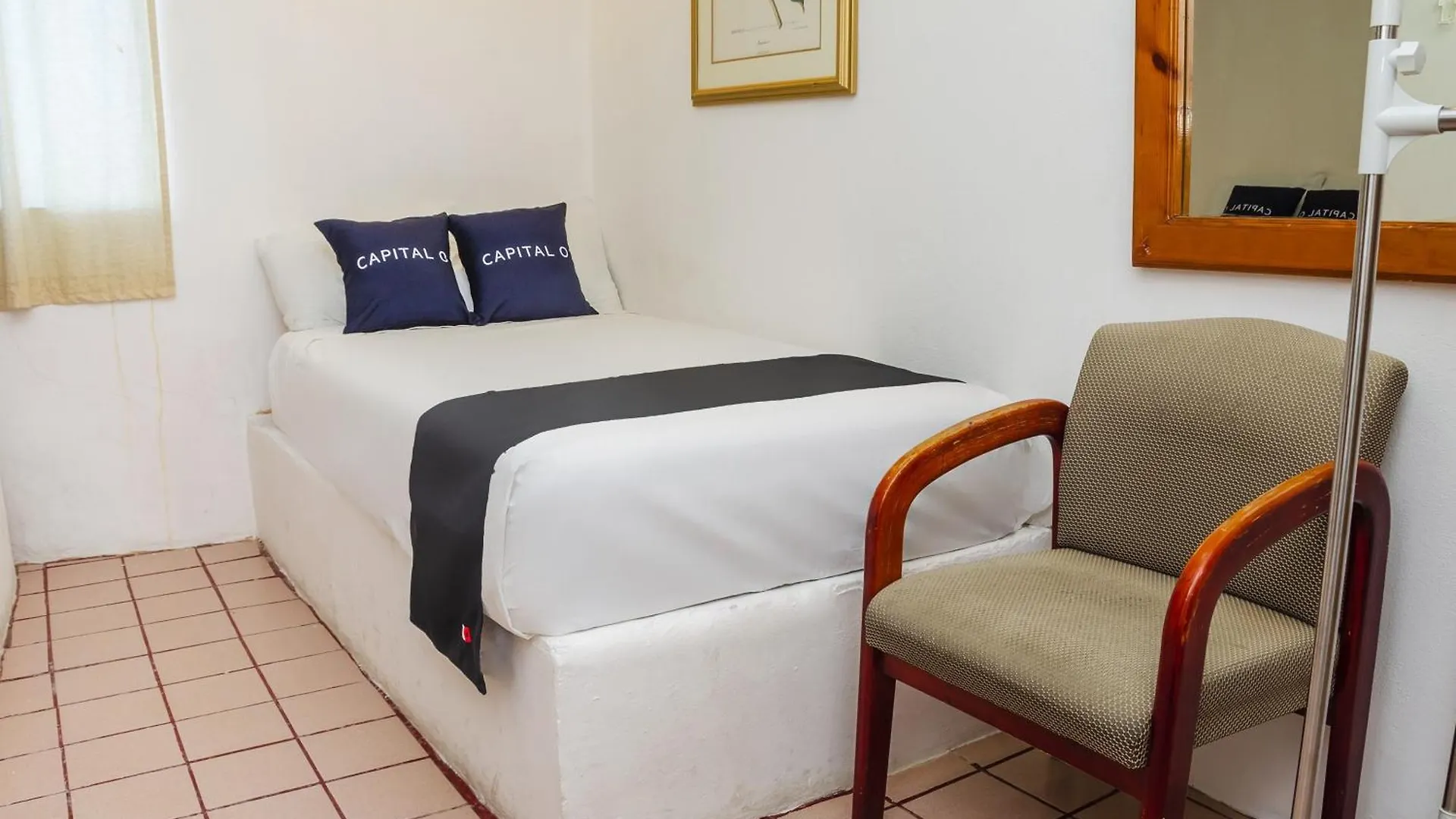 Capital O Hotel Dos Mares, Cabo San Lucas