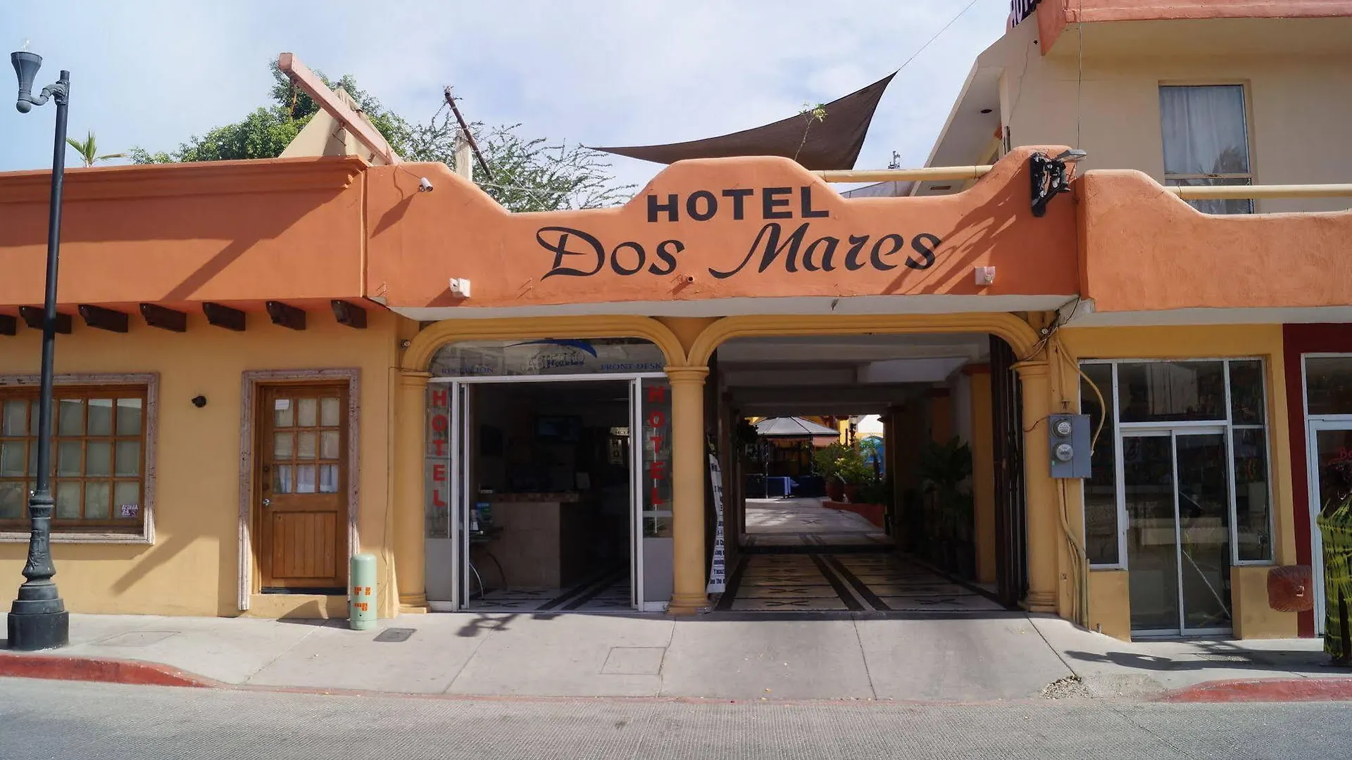 Capital O Hotel Dos Mares, Cabo San Lucas