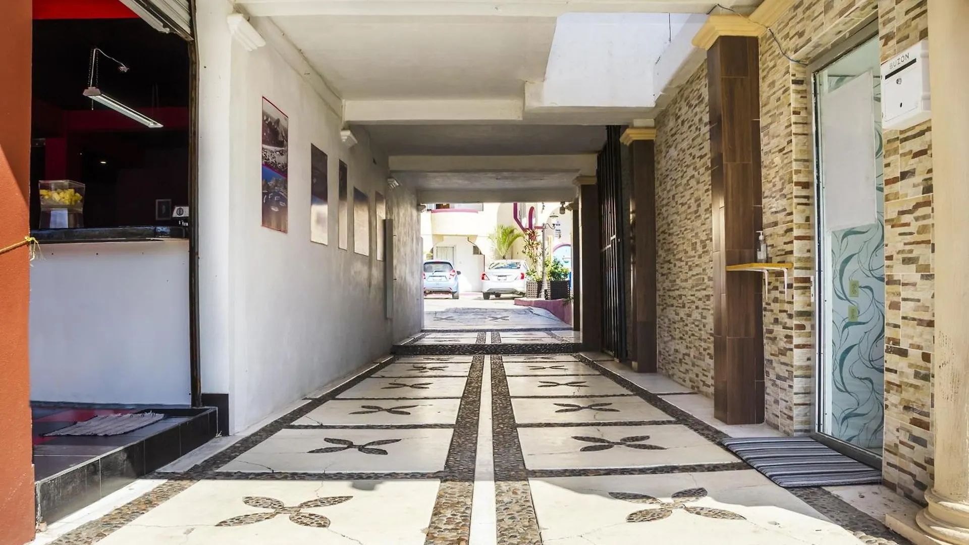 Capital O Hotel Dos Mares, Cabo San Lucas