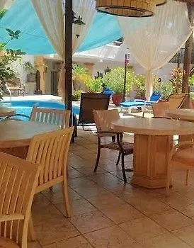 Capital O Hotel Dos Mares, Cabo San Lucas